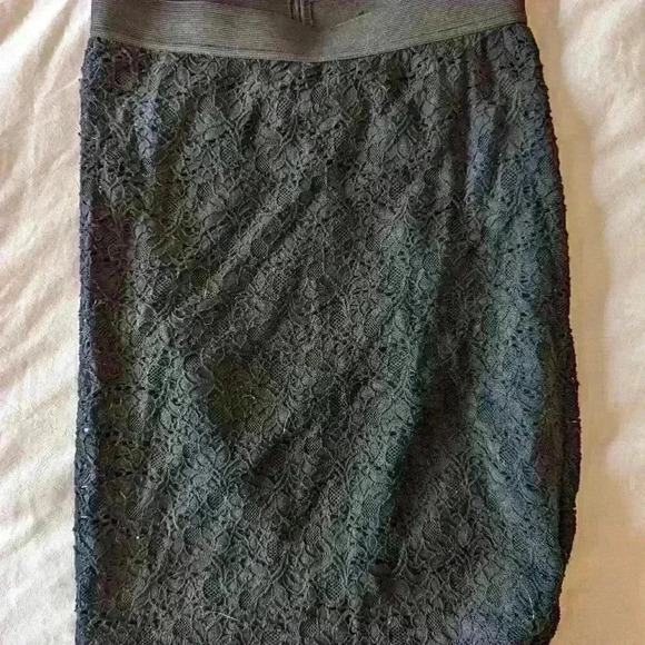 Candie's, pencil above-knee skirt,  lace, high-raised, black, size Small - Picture 5 of 6